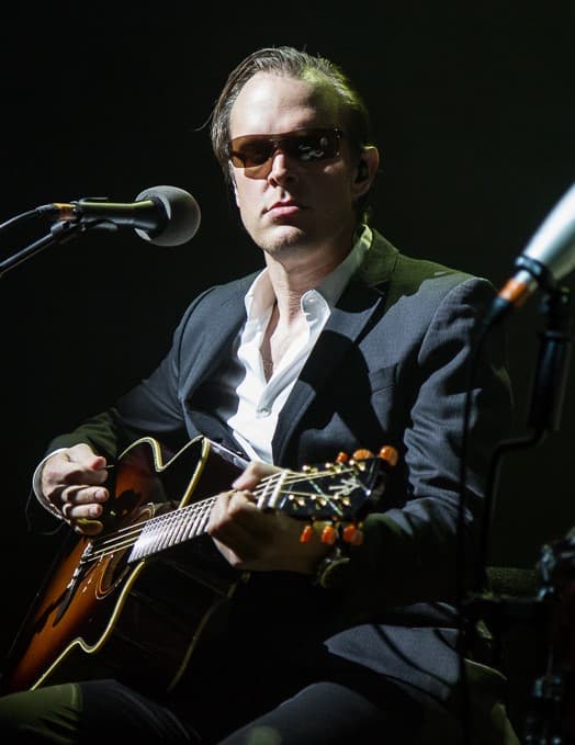 Joe Bonamassa, guitarist