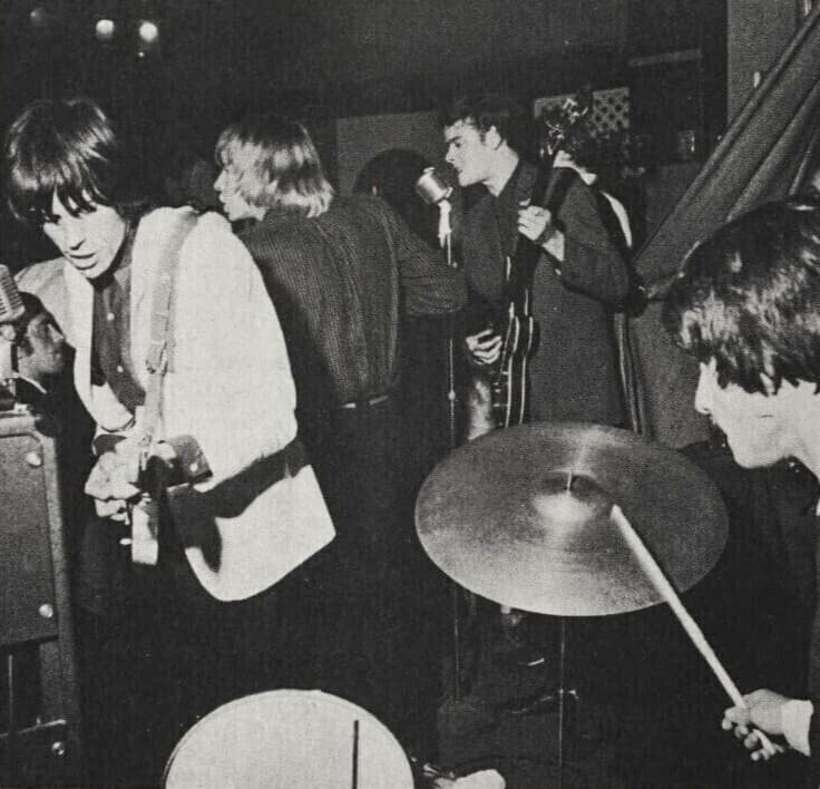 The Yardbirds performing live in 1966, the lineup that recorded Roger the Engineer